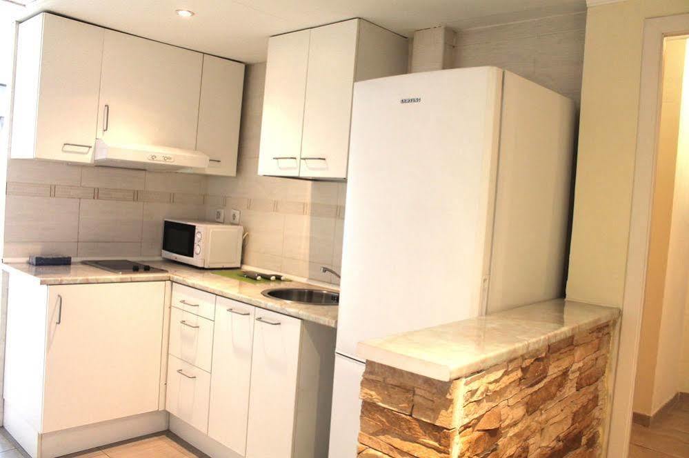 Apartamentos Rialto Madrid Bagian luar foto