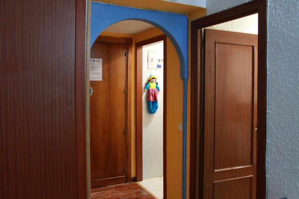 Apartamentos Rialto Madrid Bagian luar foto