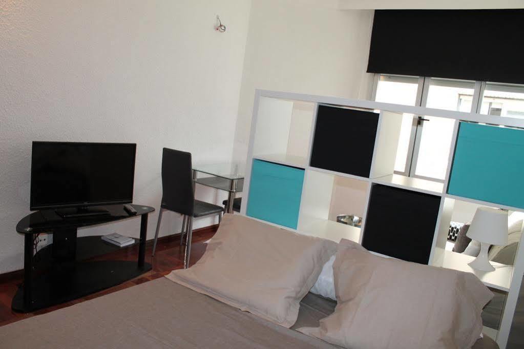 Apartamentos Rialto Madrid Bagian luar foto