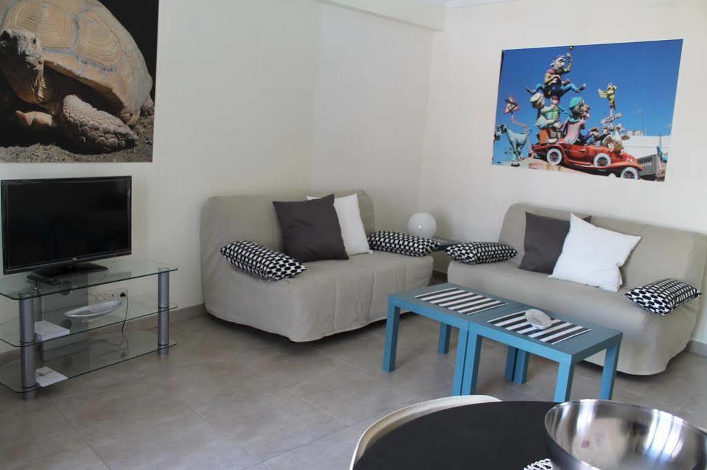 Apartamentos Rialto Madrid Bagian luar foto