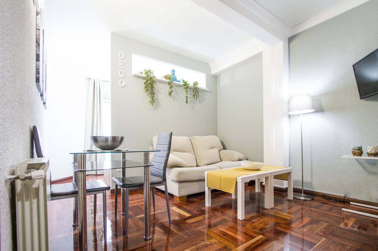 Apartamentos Rialto Madrid Bagian luar foto