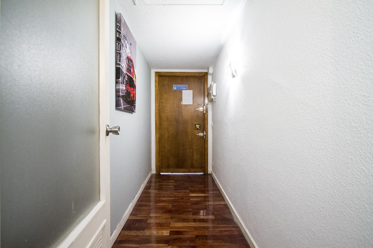 Apartamentos Rialto Madrid Bagian luar foto