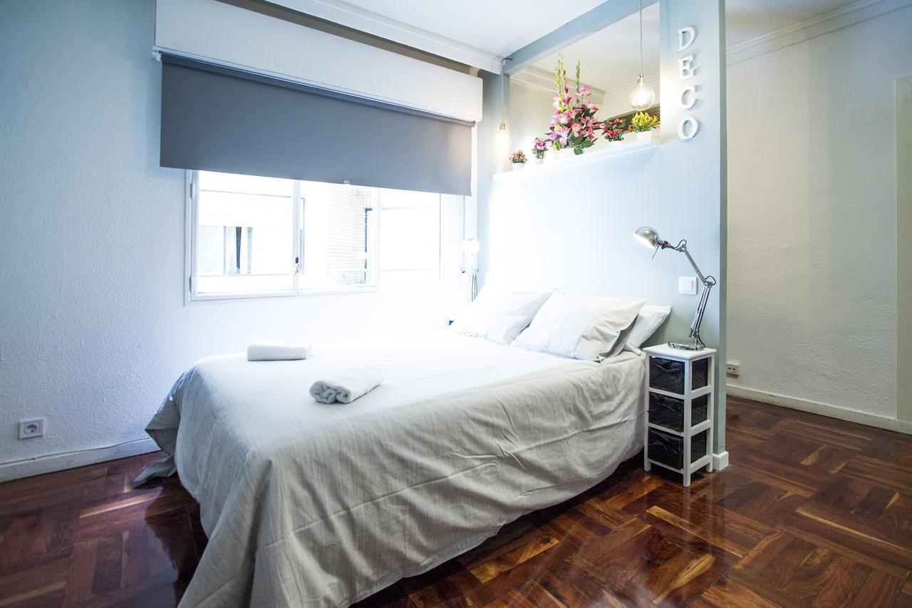 Apartamentos Rialto Madrid Bagian luar foto