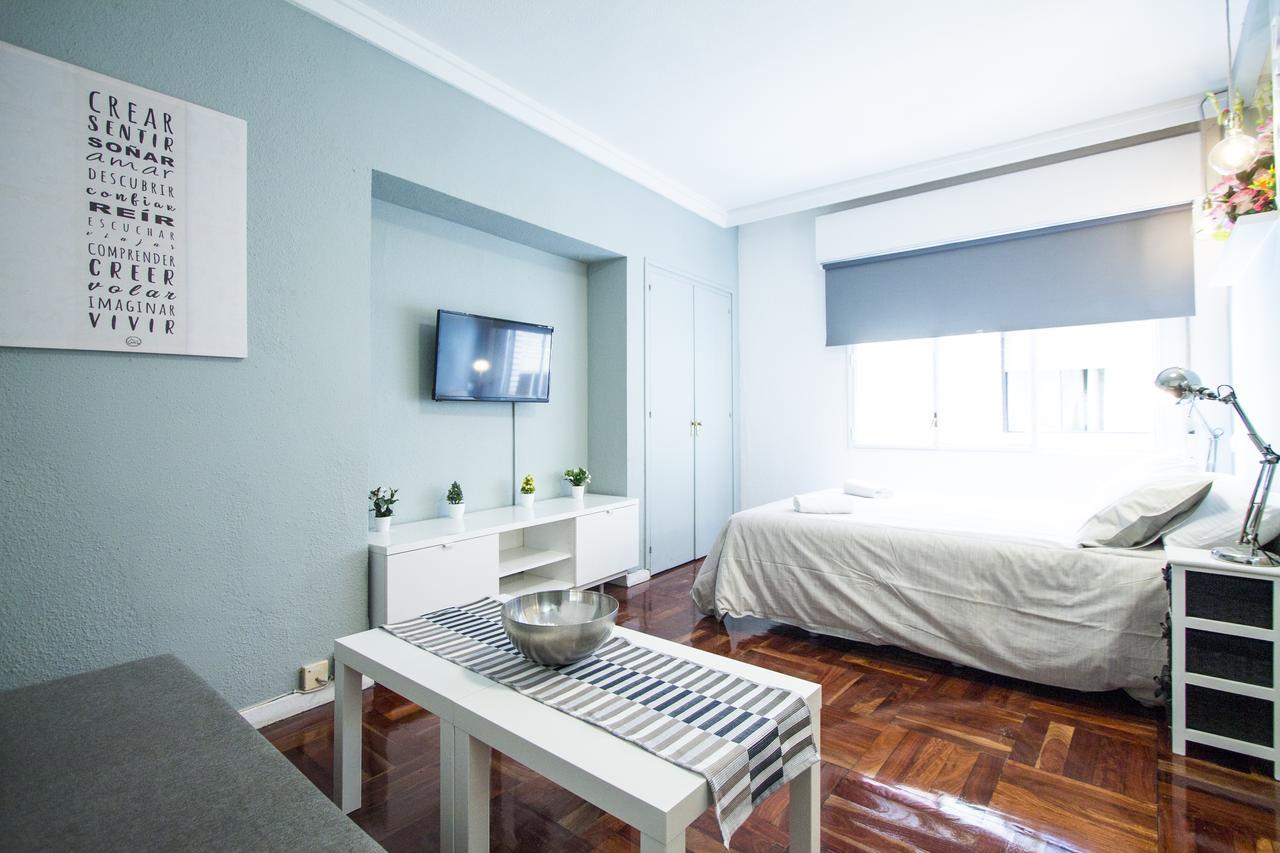 Apartamentos Rialto Madrid Bagian luar foto