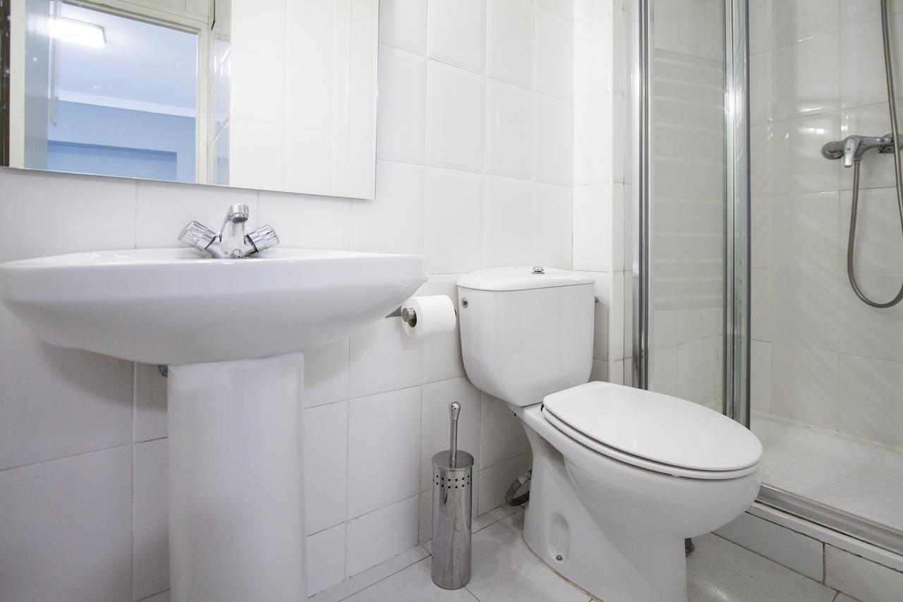 Apartamentos Rialto Madrid Bagian luar foto