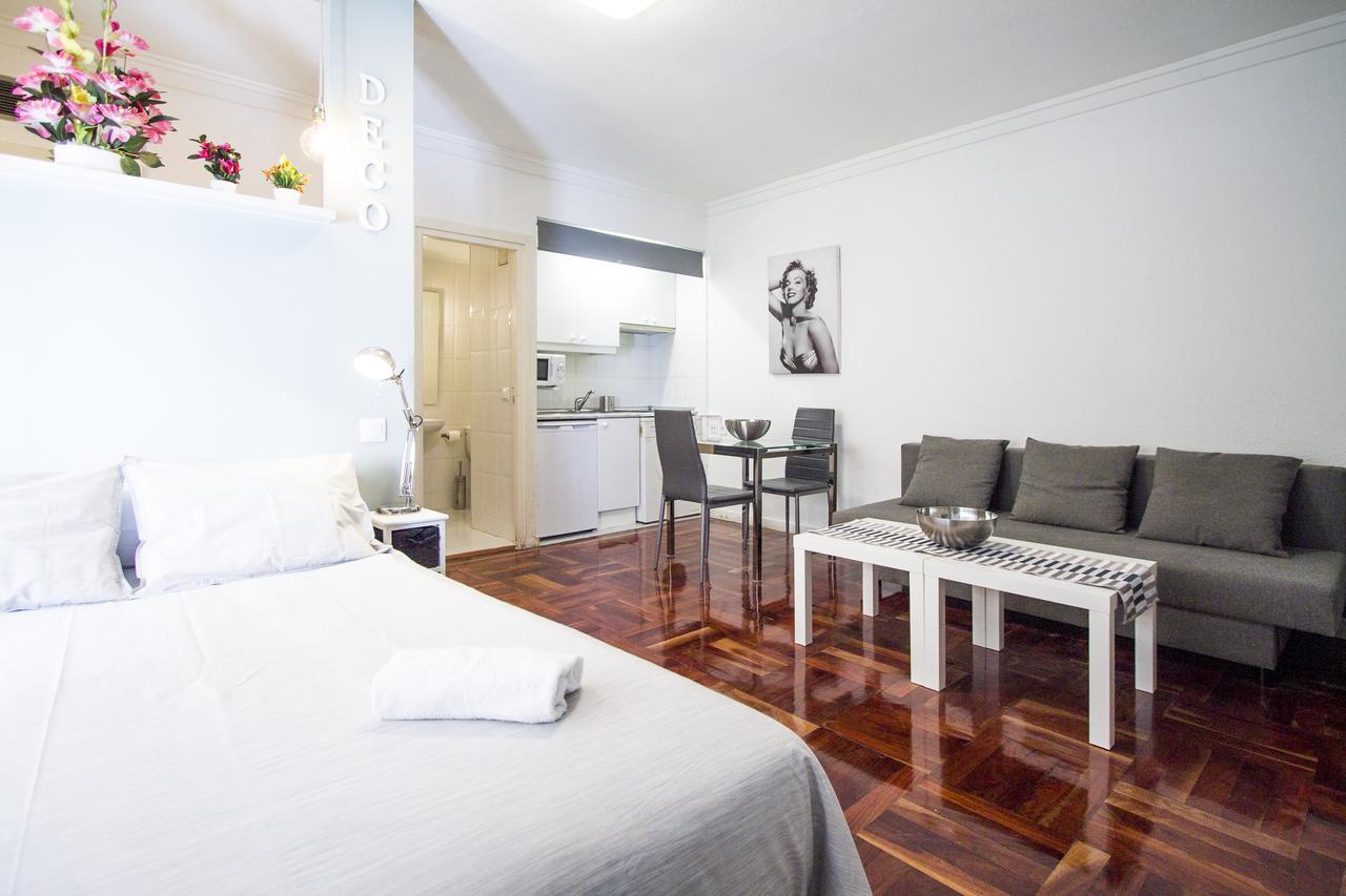 Apartamentos Rialto Madrid Bagian luar foto